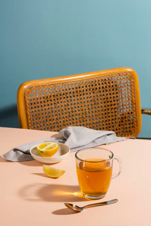Taza de té con limón